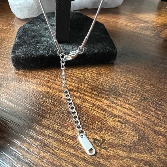 New Stainless Steel Heart Pendant Necklace - Picture 4 of 4